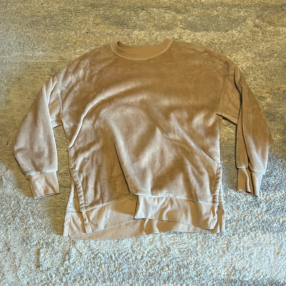 Nude furry sweatshirt. Size S. A little oversized.